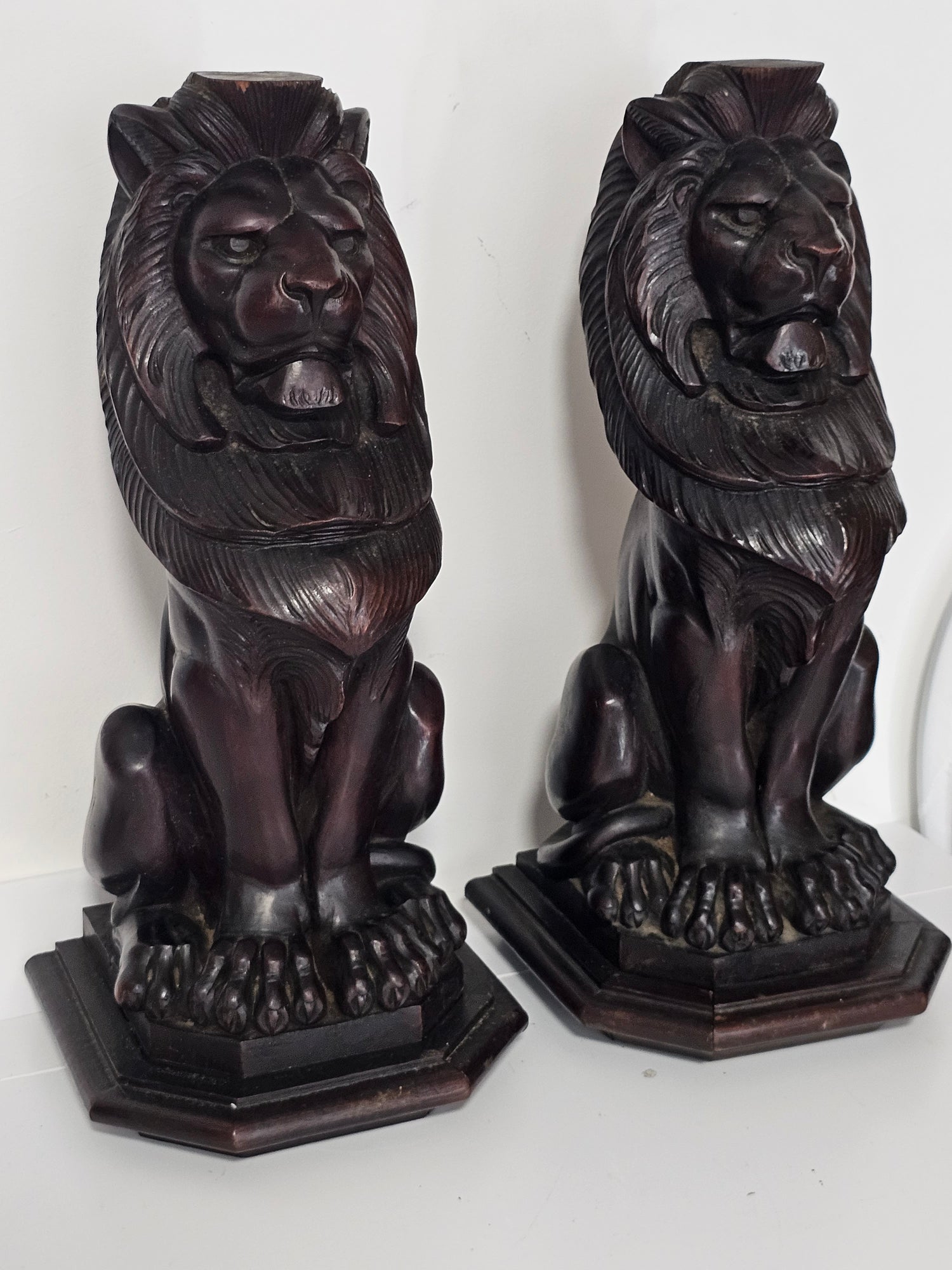 Finely Carved 19thc Mahogany Lions 39cm - Lee Sherman Antiques