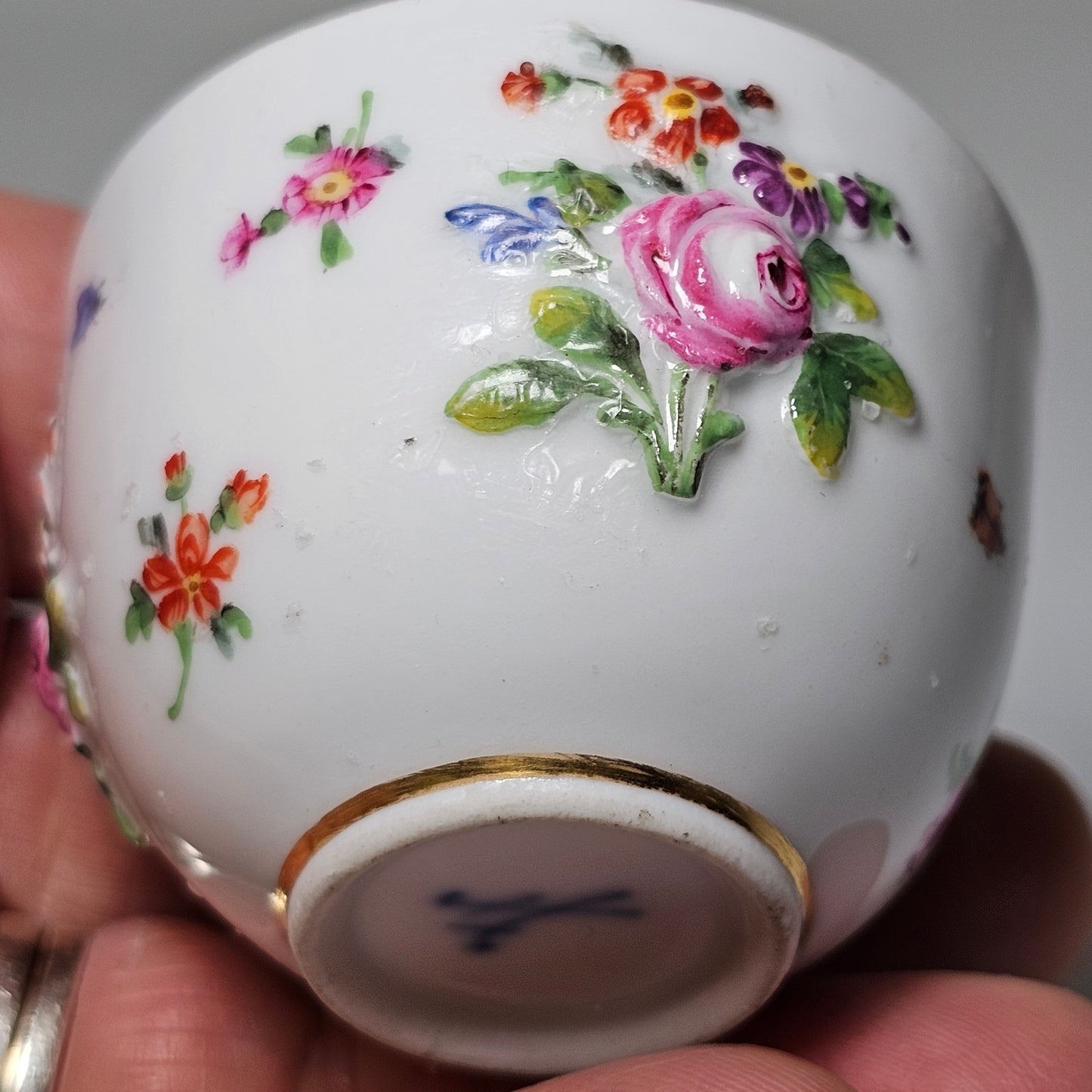 Meissen Flower Encrusted Tea Bowl C.1890-1900