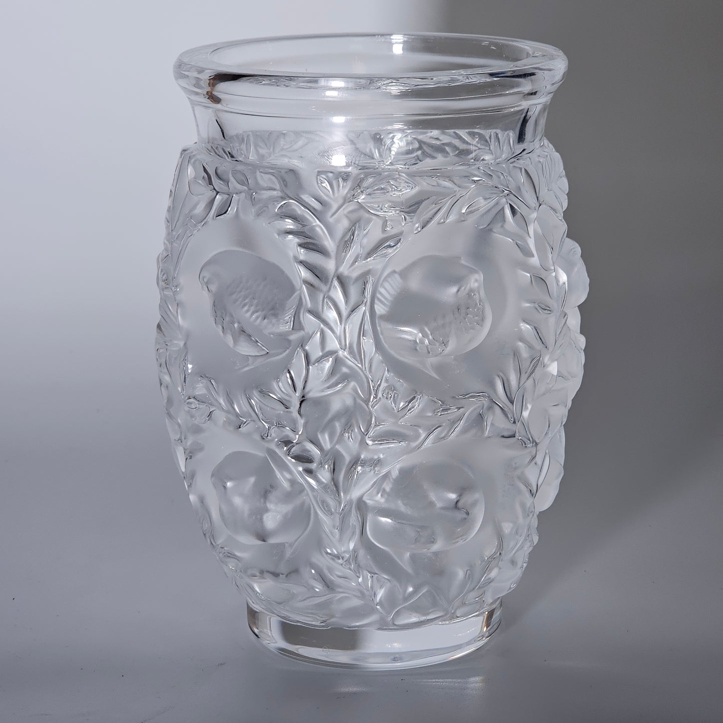 C1939 René Lalique Bagetelle Vase Deeply Moulded Birds Tree Signed 17.3cm Vgc