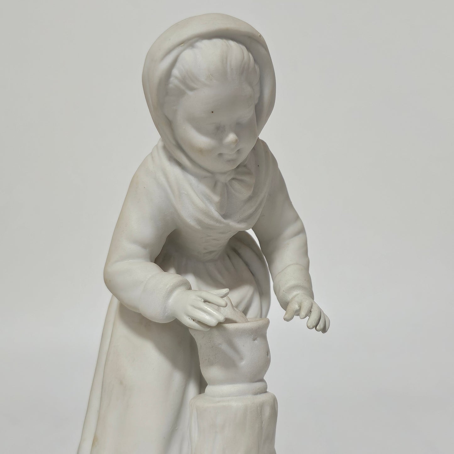 Fine Parian Pair of Figures Capodimonte/Naples c1900