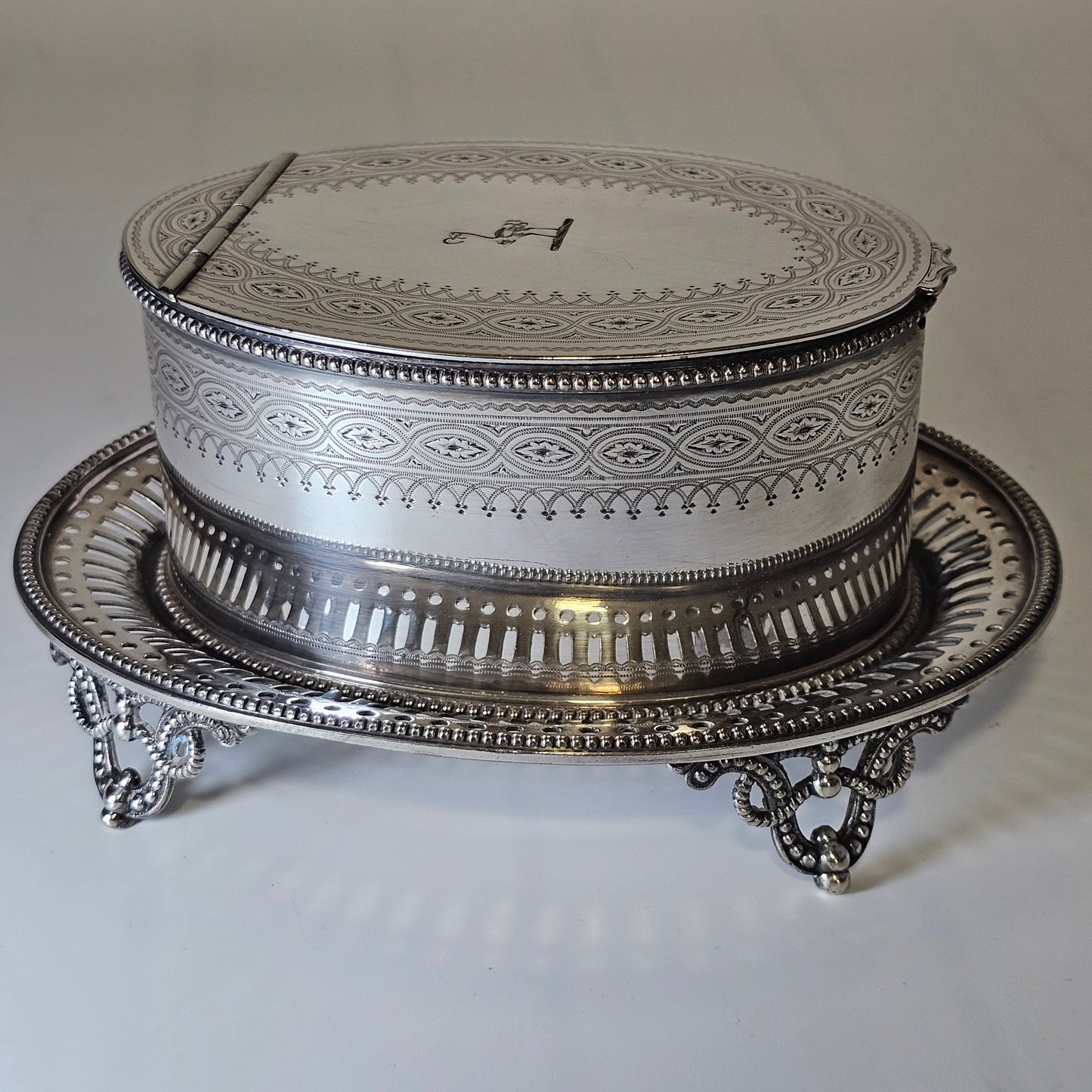 Superb Quality Elkington Oval Engraved Butter Dish , Cover & Liner c1880
