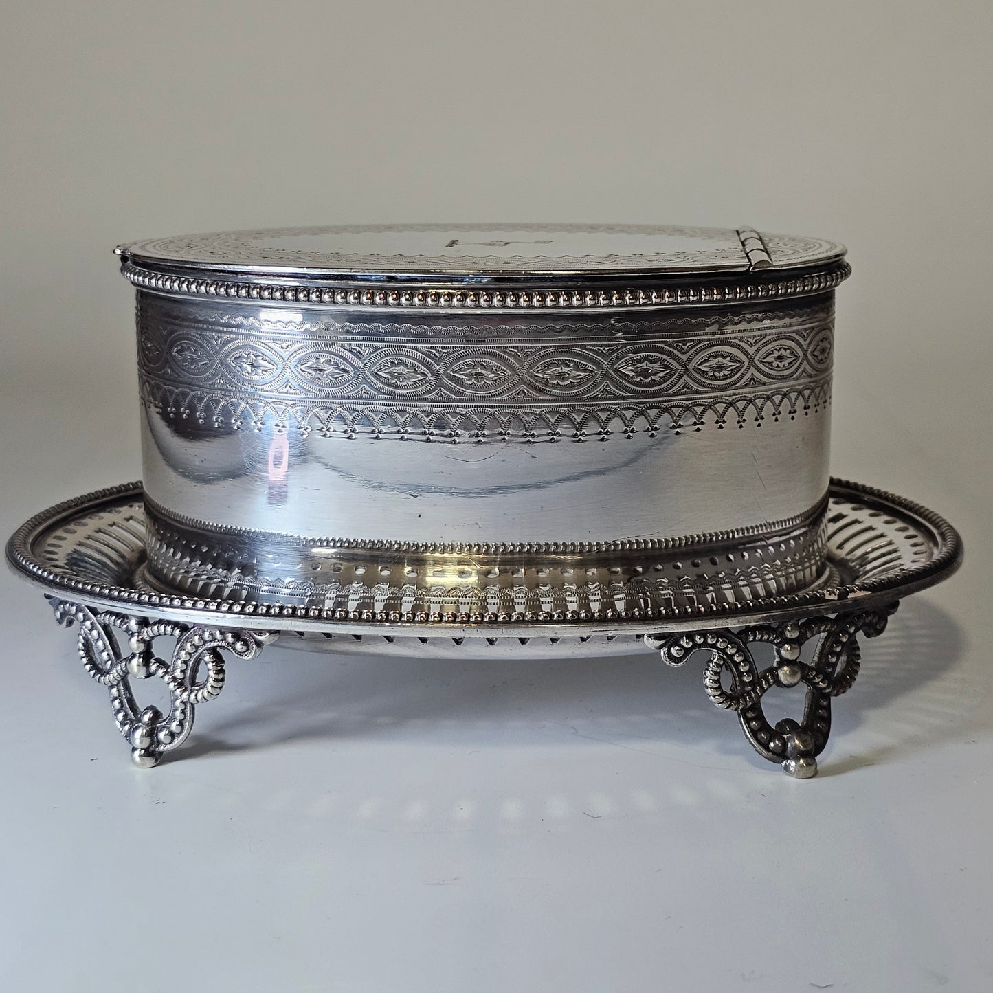Superb Quality Elkington Oval Engraved Butter Dish , Cover & Liner c1880