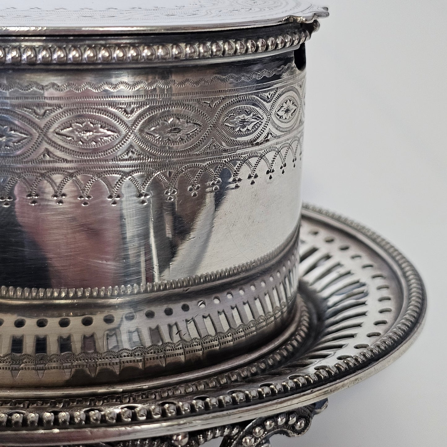 Superb Quality Elkington Oval Engraved Butter Dish , Cover & Liner c1880