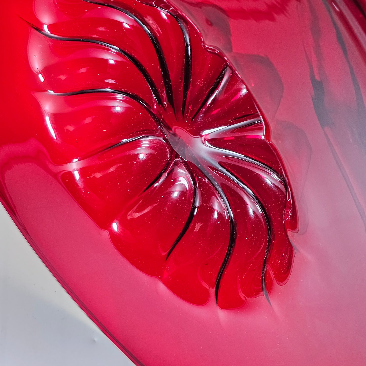 Very Large 51 cm Red Cardinal Hat : Red Murano Glass Bowl By Pauly & Cie