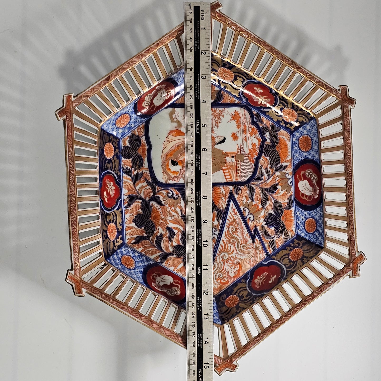 Stunning Large 1900'S Oriental Imari Fretted Charger 39.5cm Diameter