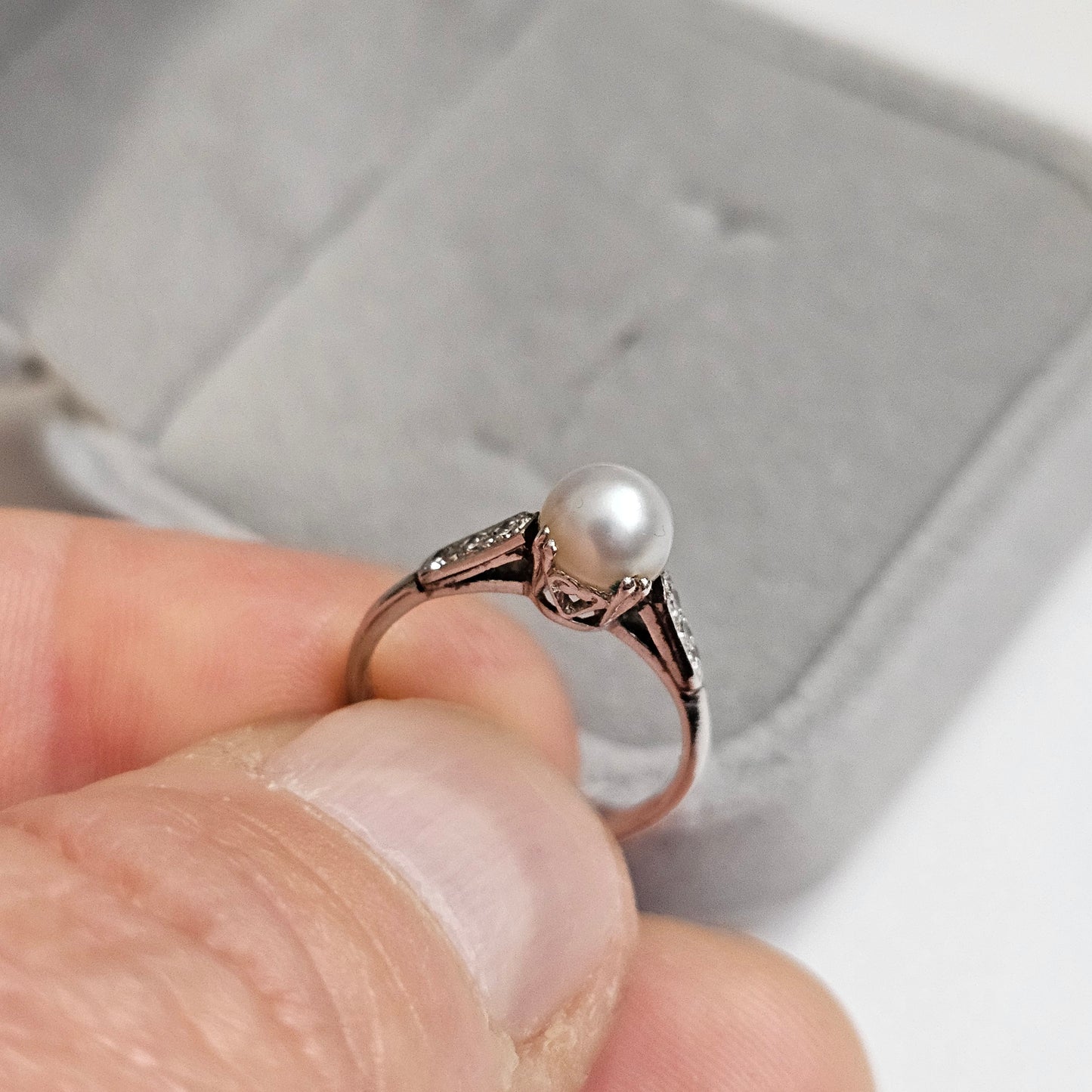 Vintage Elegant Platinum , Diamond & Pearl Ring