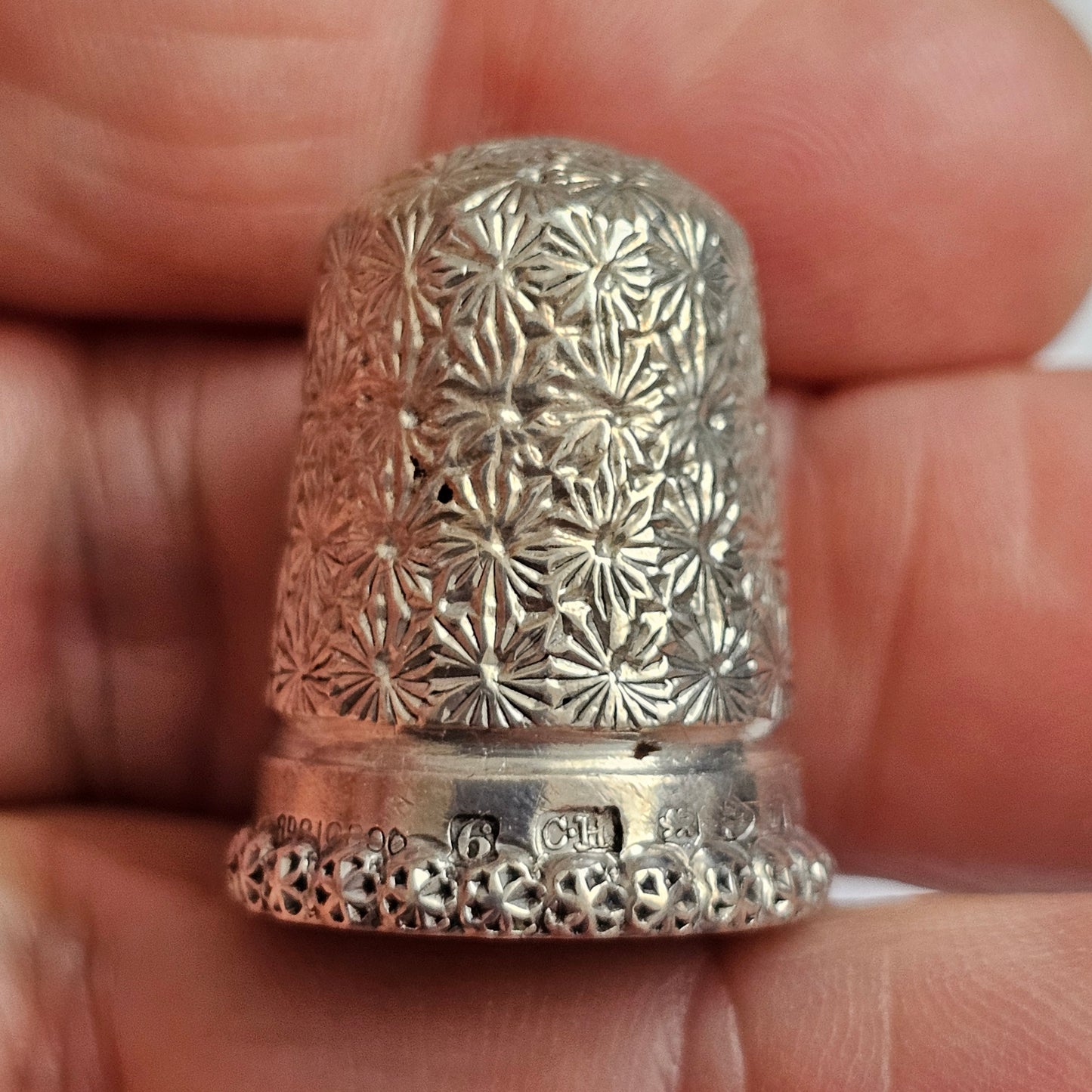 Delightful Mint Charles Horner Silver Thimble c1898