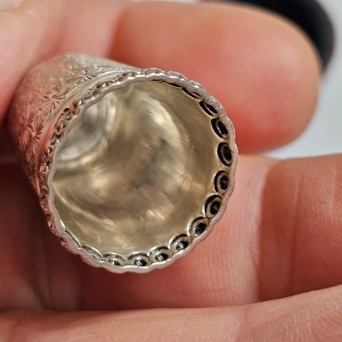 Delightful Mint Charles Horner Silver Thimble c1898