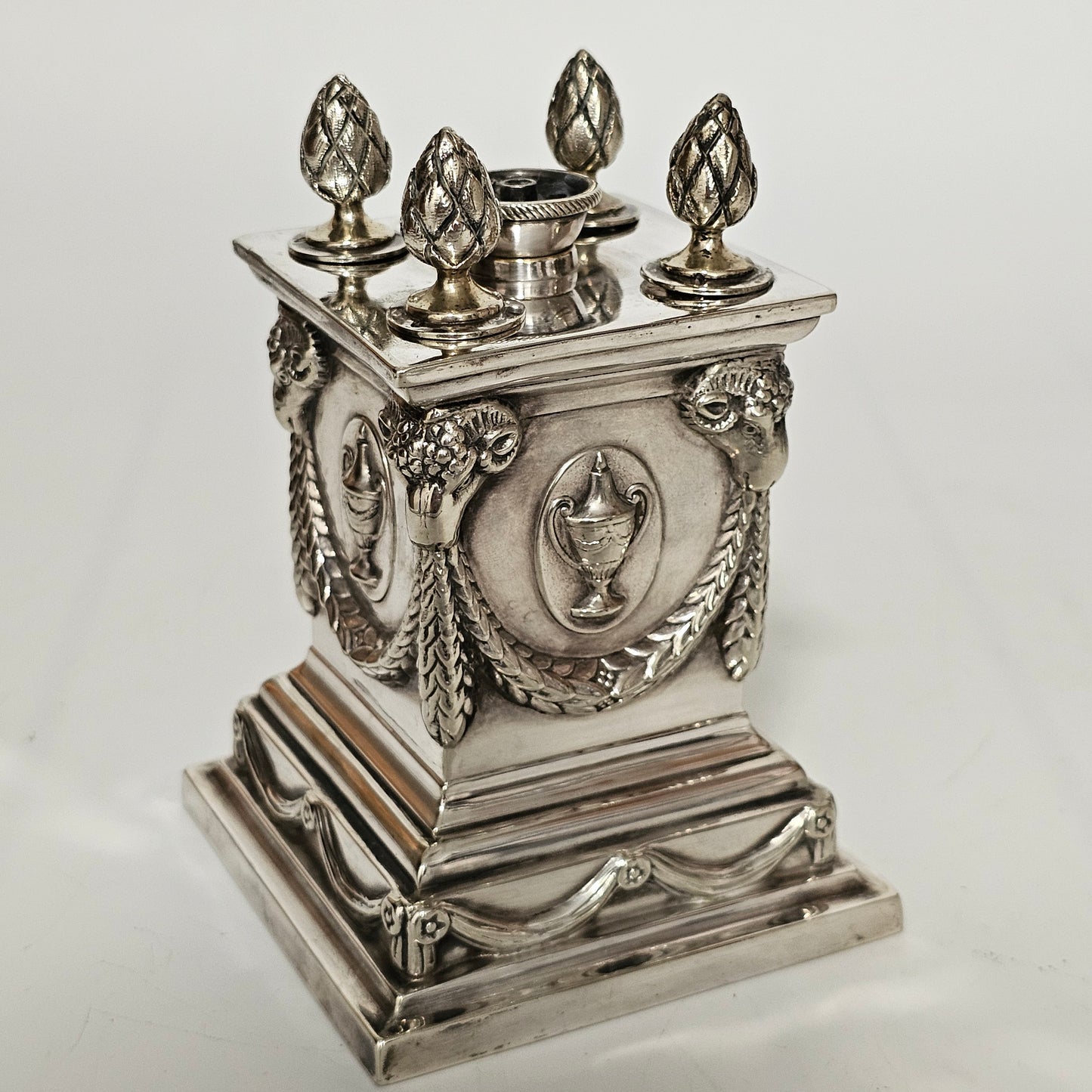 Impressive Large Victorian Silver Plated Table Desk Lighter Barnard Brothers