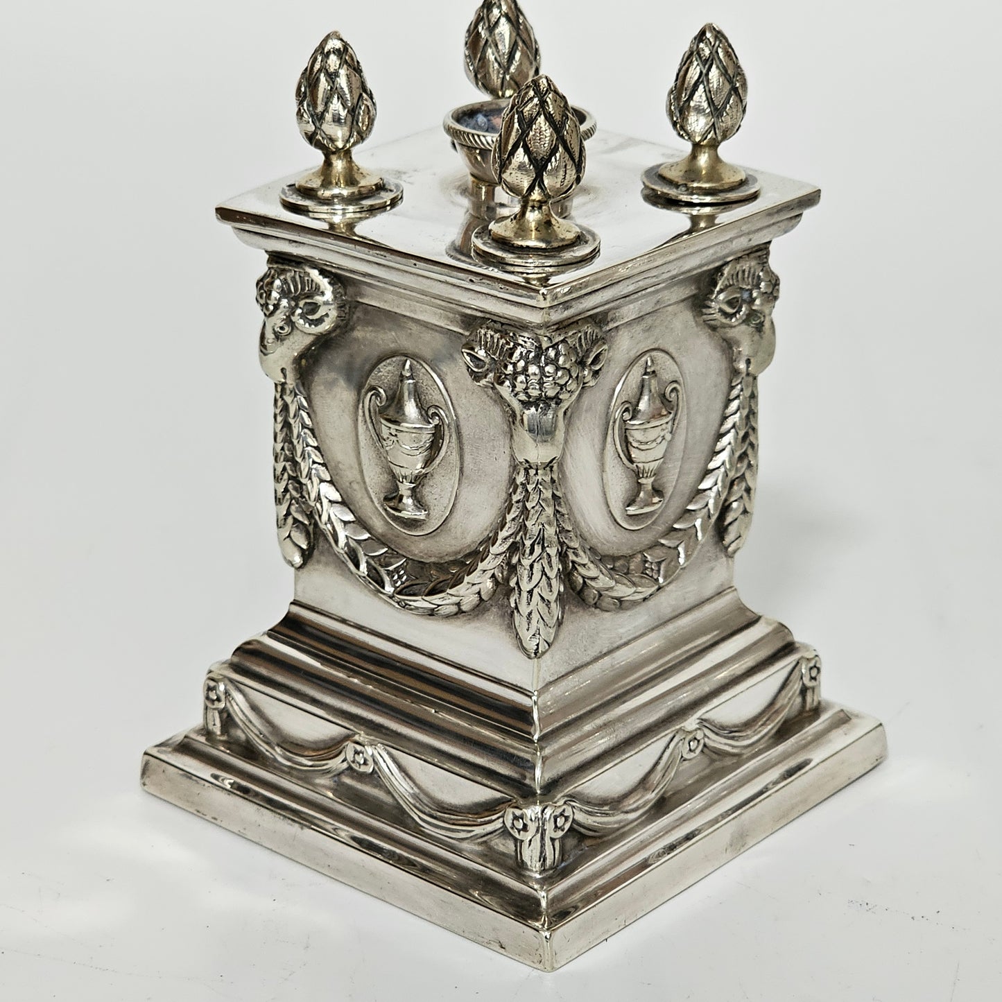 Impressive Large Victorian Silver Plated Table Desk Lighter Barnard Brothers