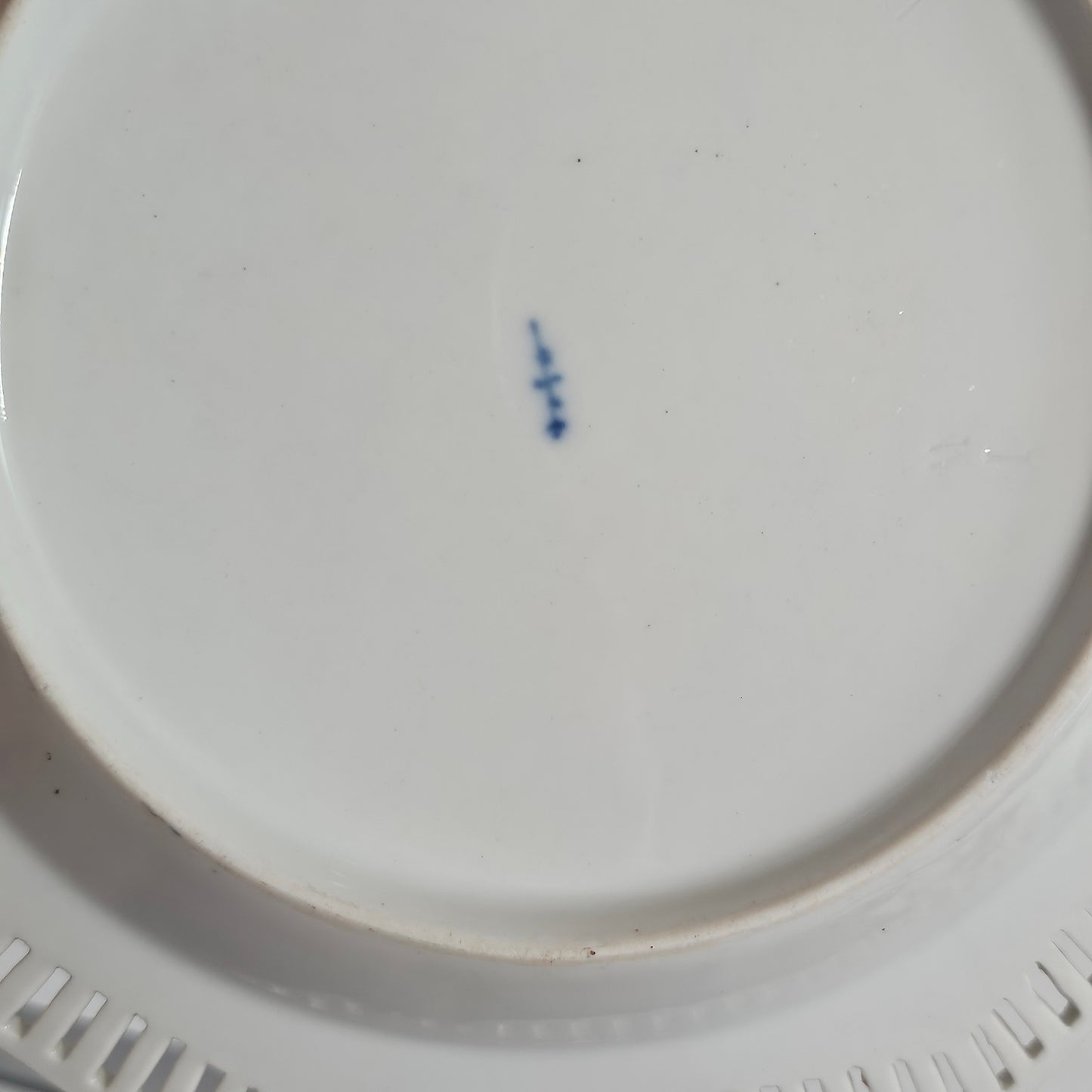 Set Of Four Kpm Berlin Porcelain Octagonal Fretted Plates Hand Painted - Lee Sherman Antiques