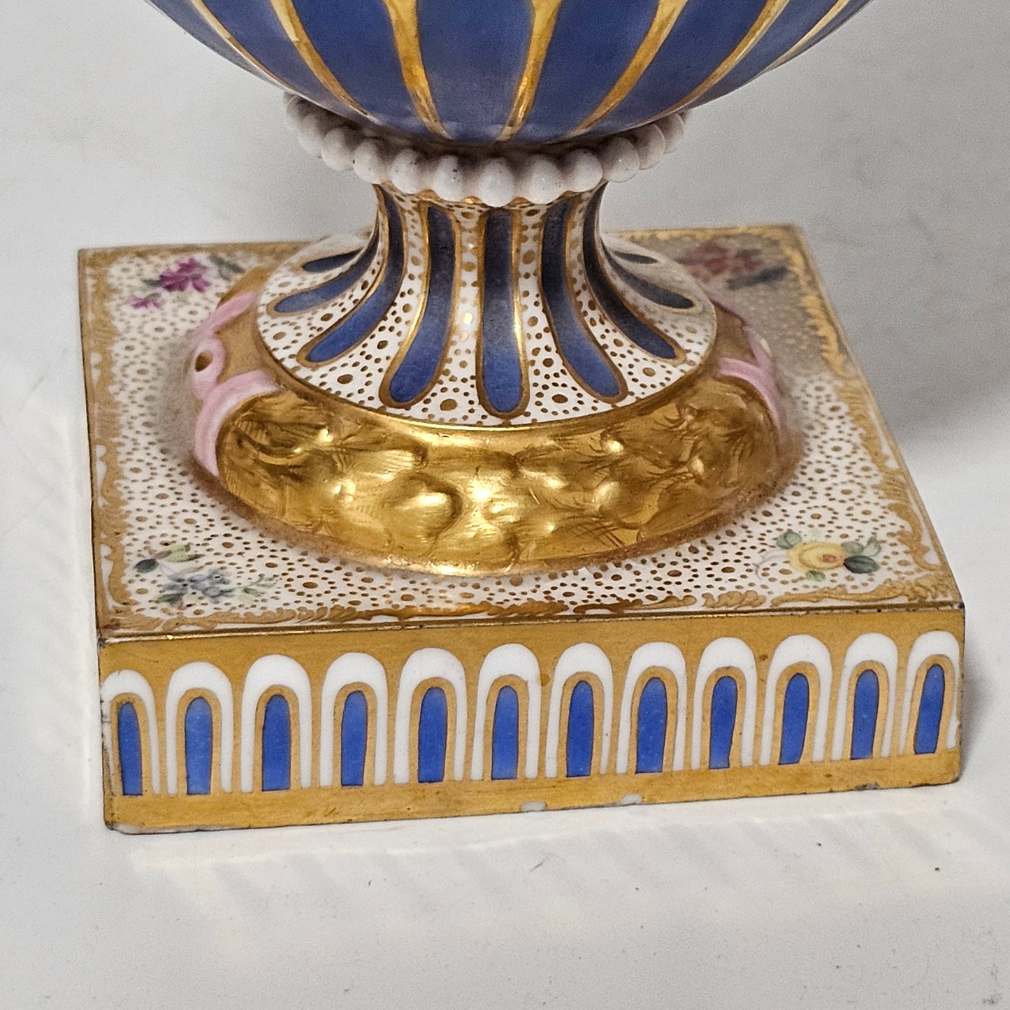 Stunning Pair Of Regency Derby Style Hand-painted Porcelain Vases, C.1810–1825 - Lee Sherman Antiques