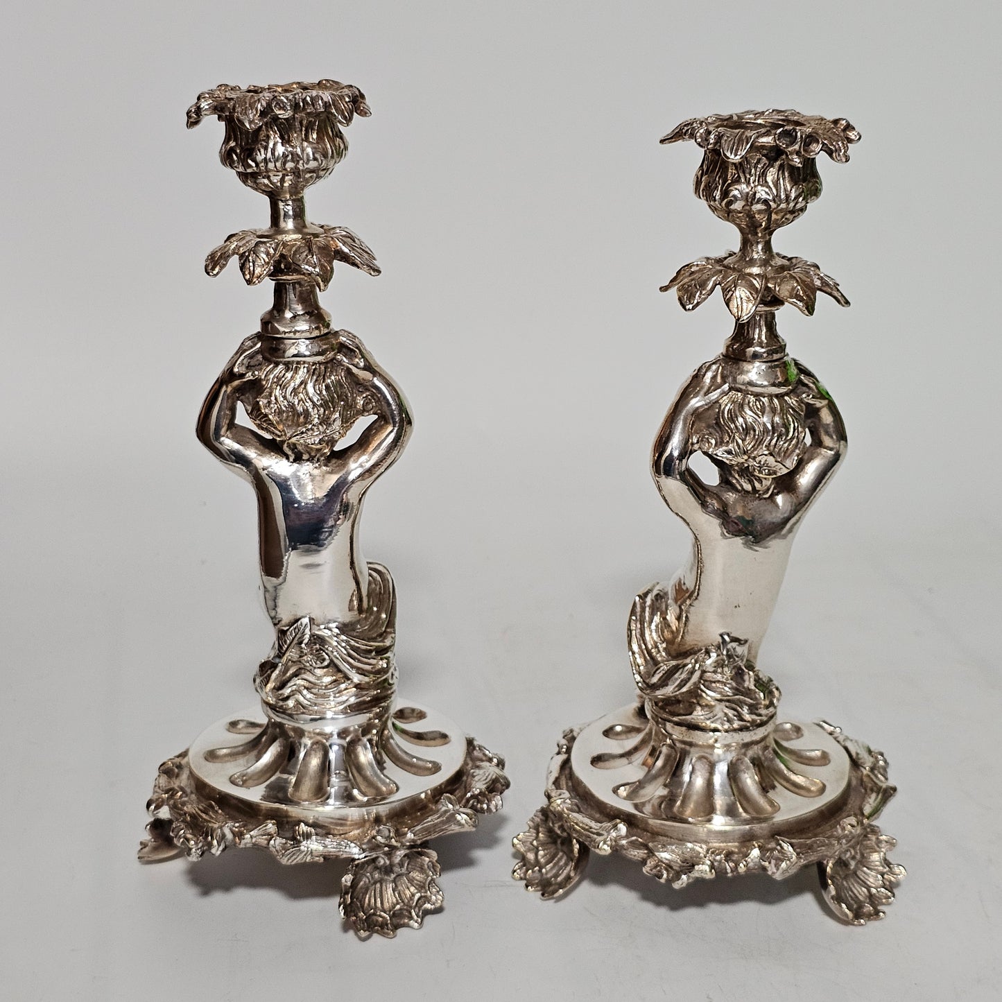 Fine Quality Antique Silver Plated Pair Of Cherub/putti Candlesticks - Lee Sherman Antiques