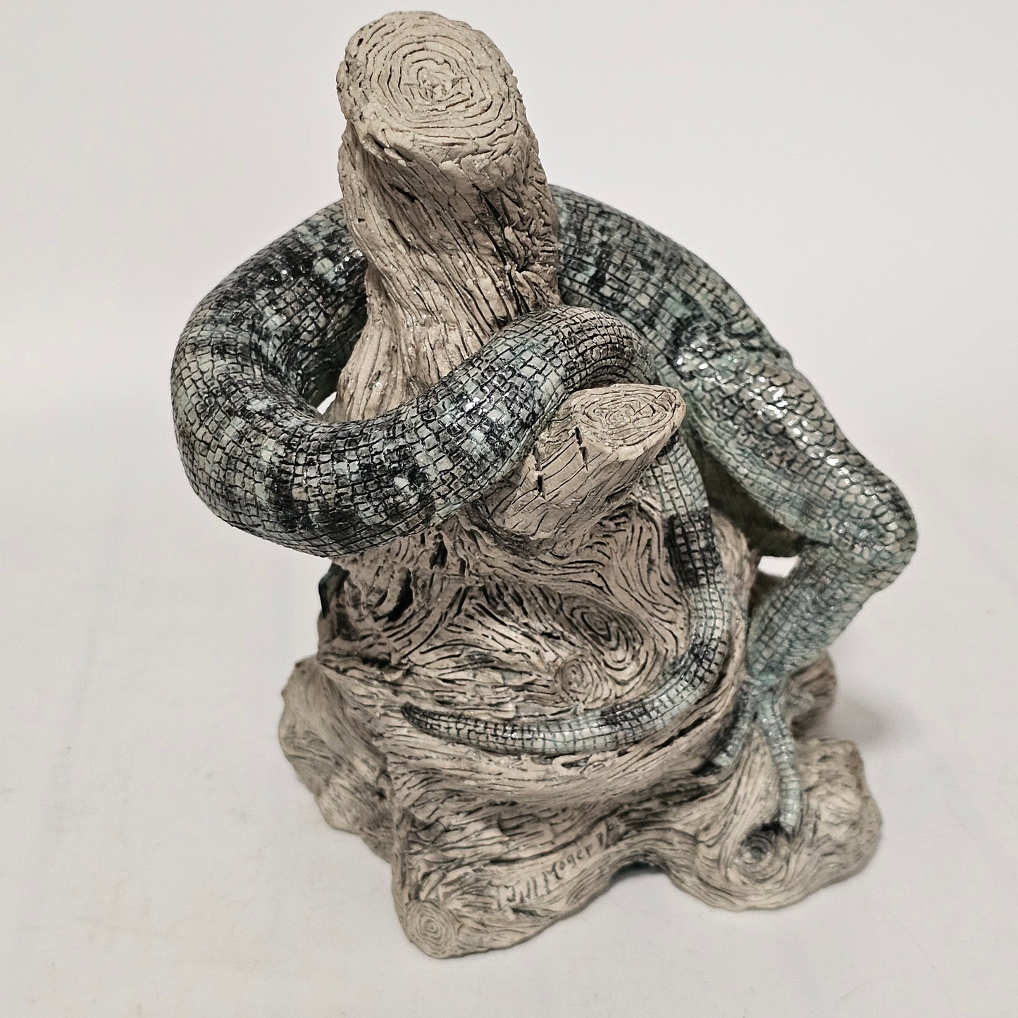 Superb Jill Moger Reptile Sculpture - Incredibly realistic