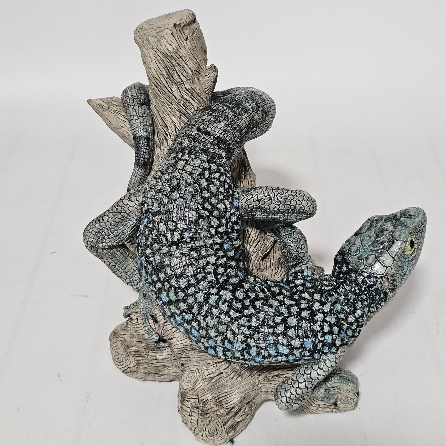 Superb Jill Moger Reptile Sculpture - Incredibly realistic