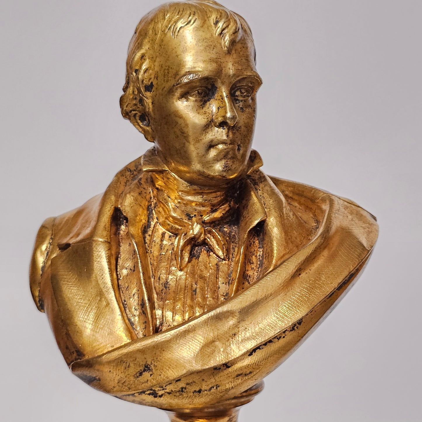 Fine 19thc 34cm Gilt Bronze Bust of Sir Walter Scott on Fluted Bronze Column