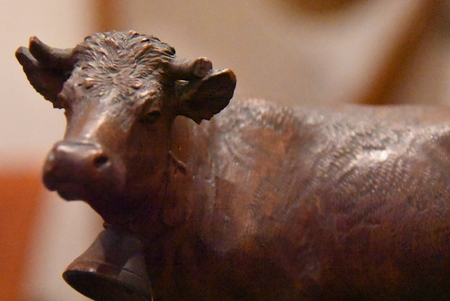 Stunning Antique Brienz Ed.Binder & Cie Carved Wooden Cow