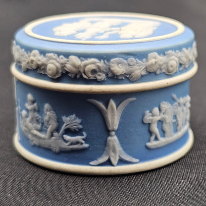 Delightful Antique Wedgwood Cameo Circular Box c1900