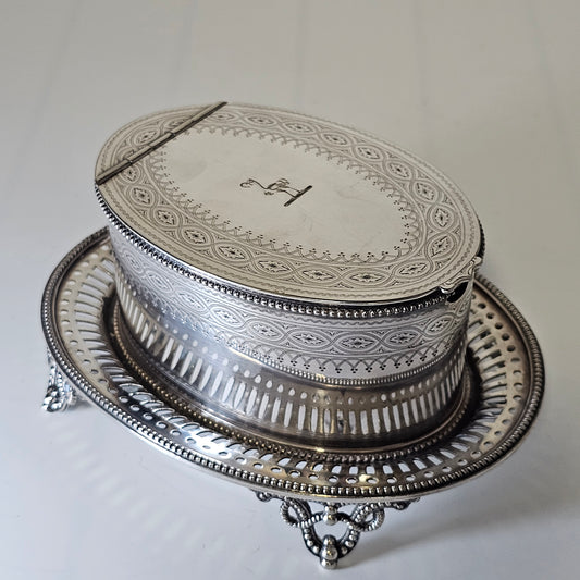 Superb Quality Elkington Oval Engraved Butter Dish , Cover & Liner c1880