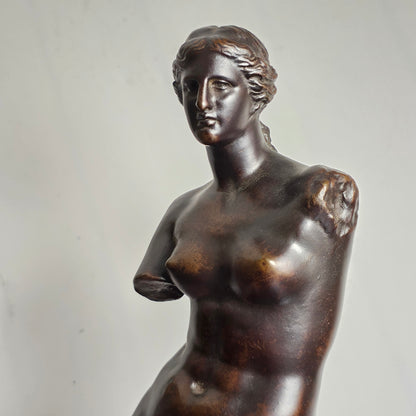 After The Antique, Bronze Figure Of The Venus De Milo Cast By Barbedienne 31cm