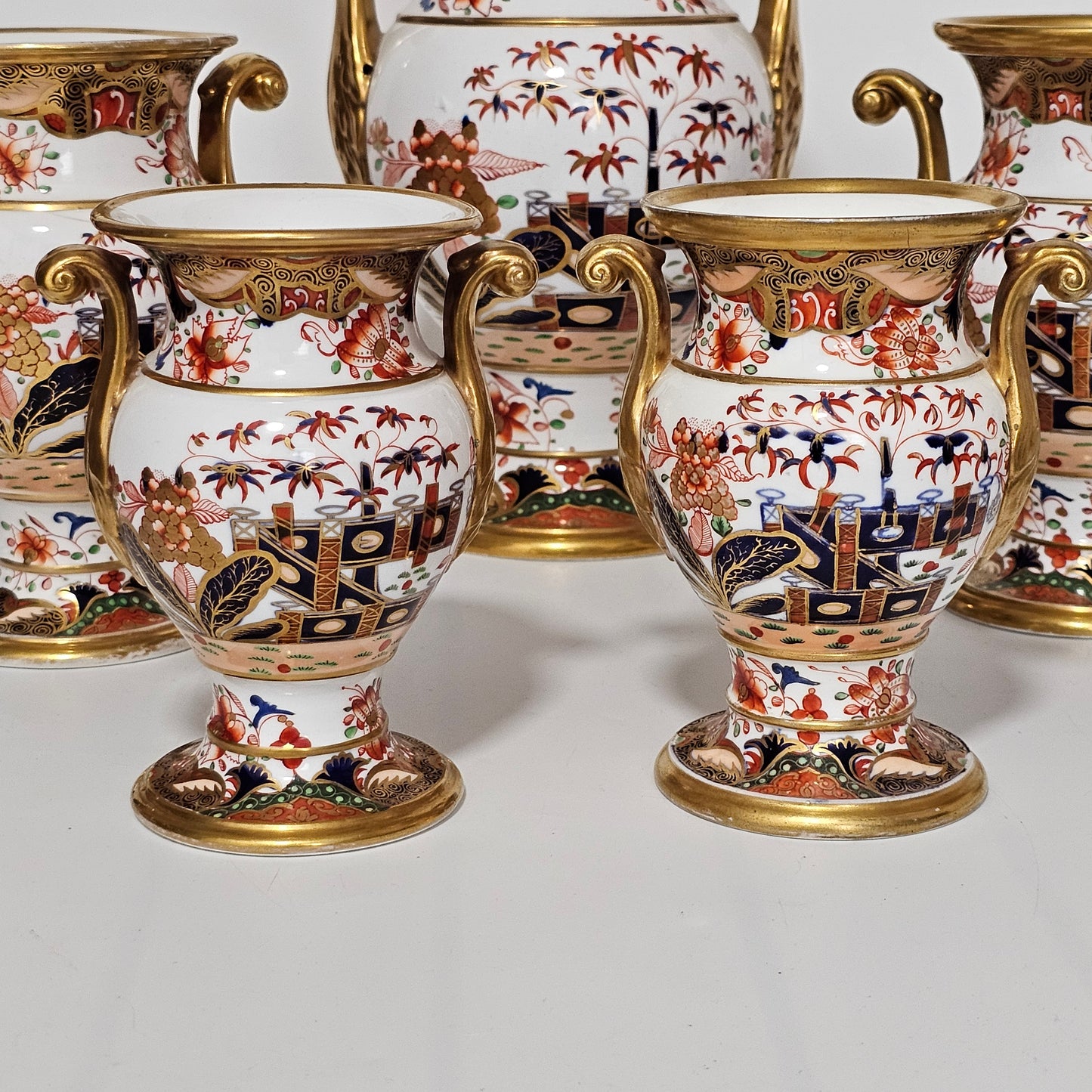 A Stunning 5-Piece Suite/Garniture Of Spode 967 Pattern Amphora Vases