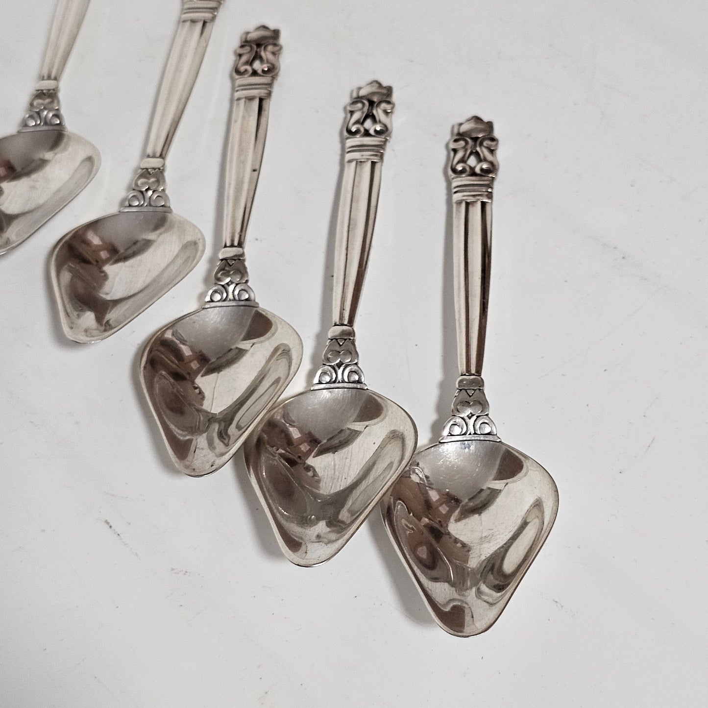 Exquisite Set of 6 x Georg Jensen Antique Acorn Pattern Silver Grapefruit Spoons