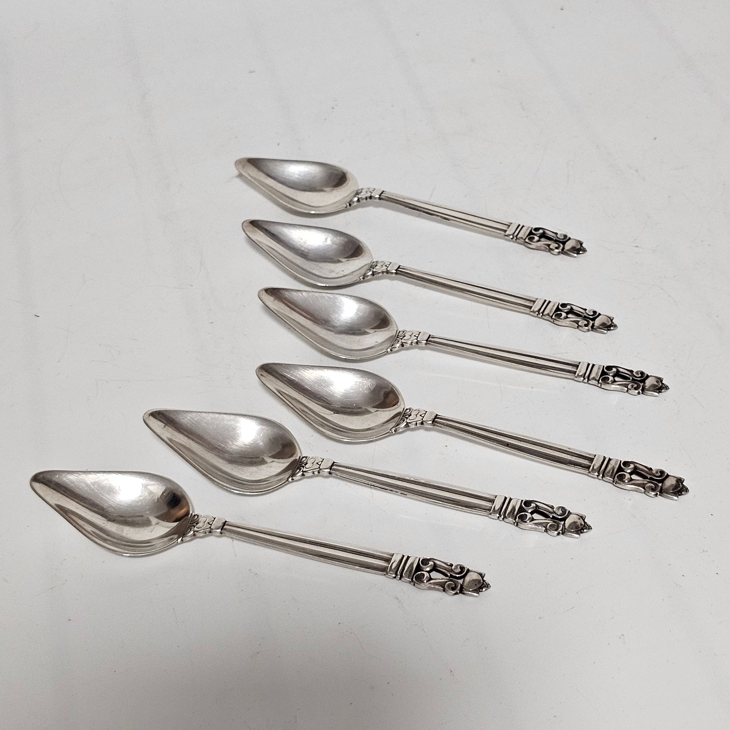 Exquisite Set of 6 x Georg Jensen Antique Acorn Pattern Silver Grapefruit Spoons