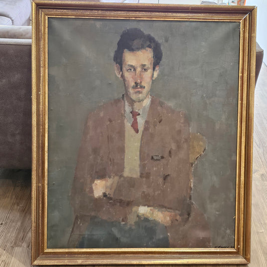 Kathryn Kynoch R.G.I (Scottish b1942 - 2025) - 102cm. portrait of a man with arms folded
