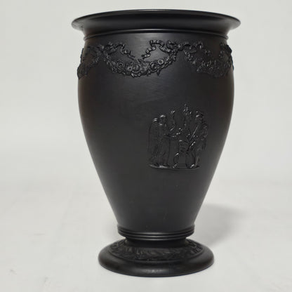 Delightful Wedgwood Basalt Ware 18thc/19thc Vase