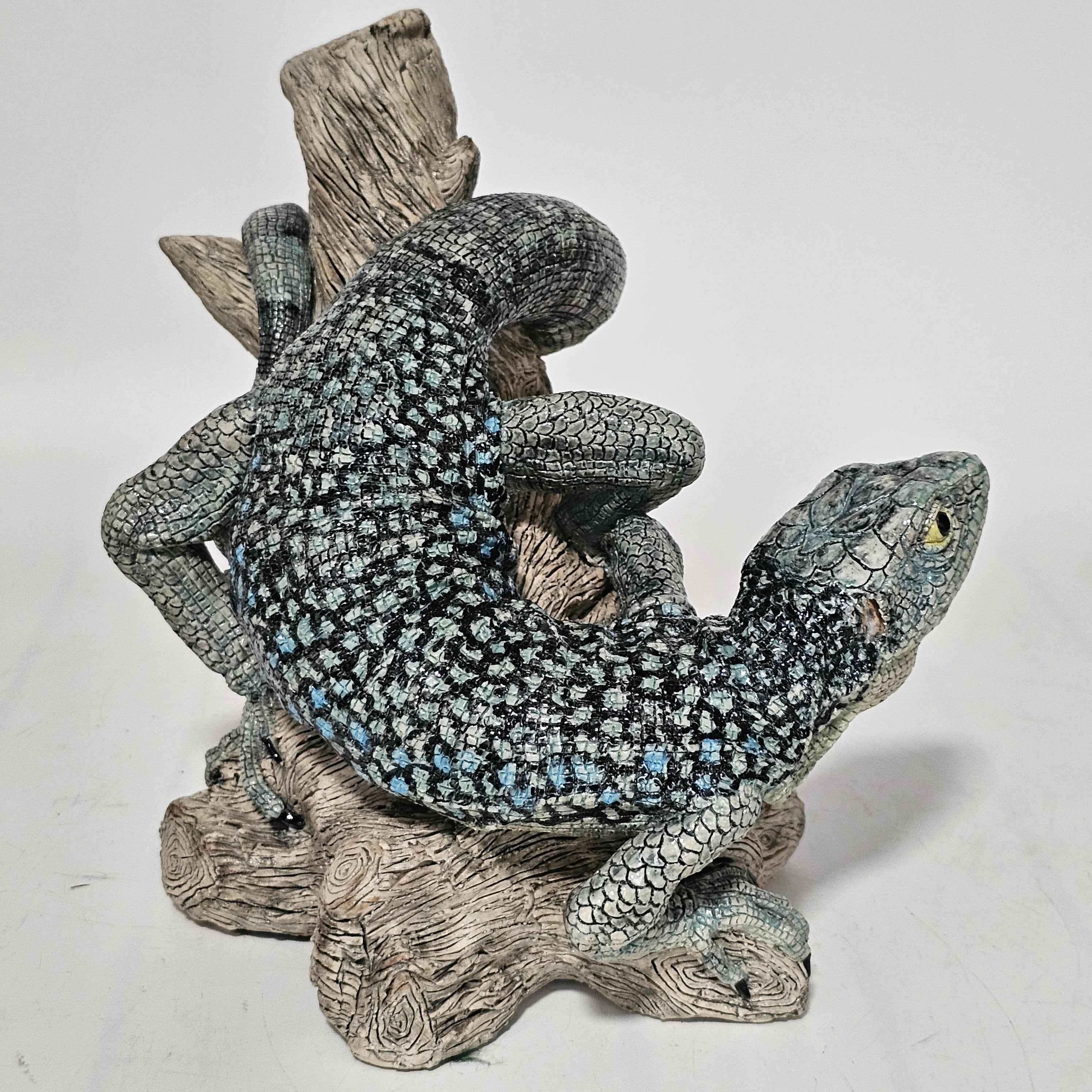 Superb Jill Moger Reptile Sculpture - Incredibly realistic | Lee ...