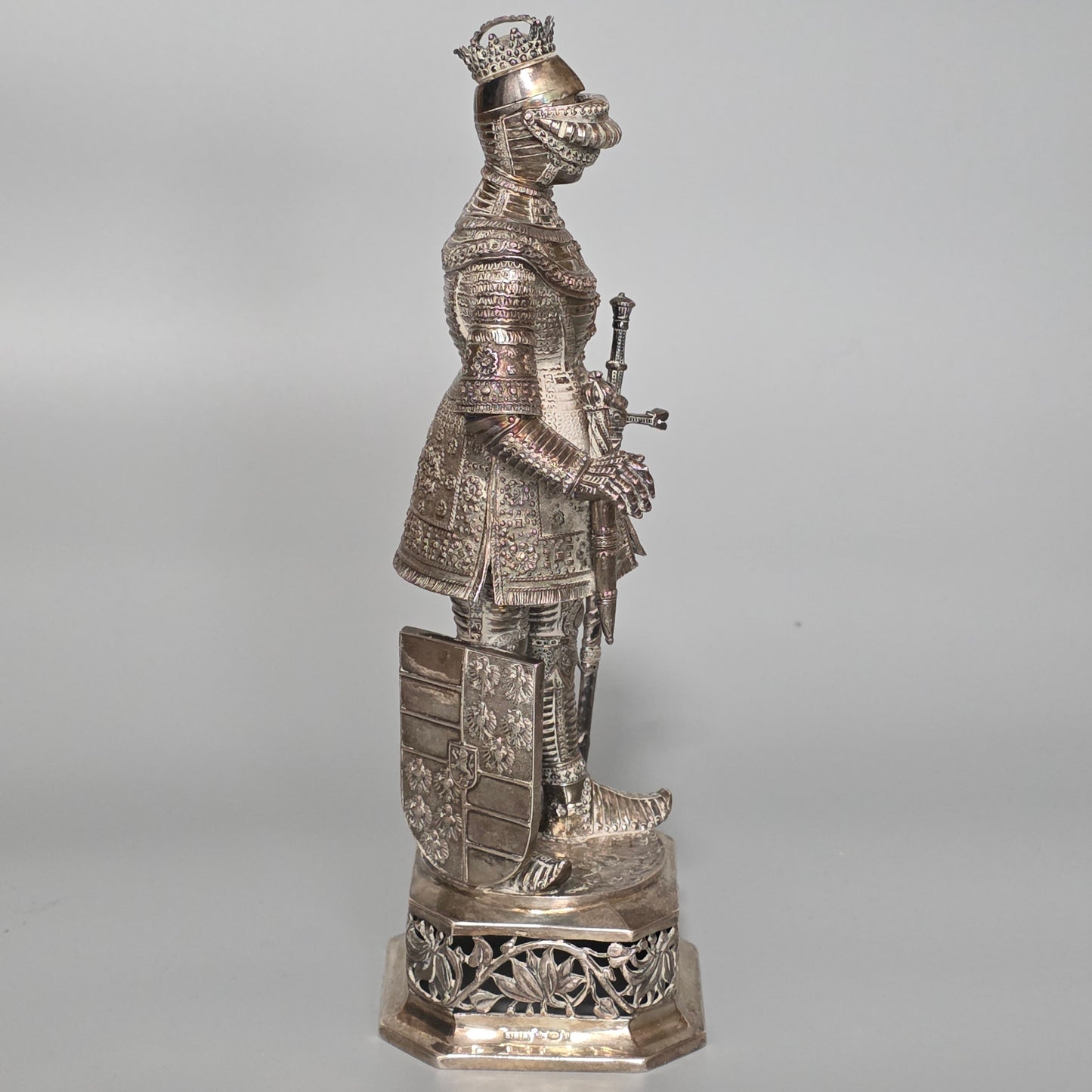 Fine And Highly Decorative German Silver Knight Figure – Hanau, C.1924