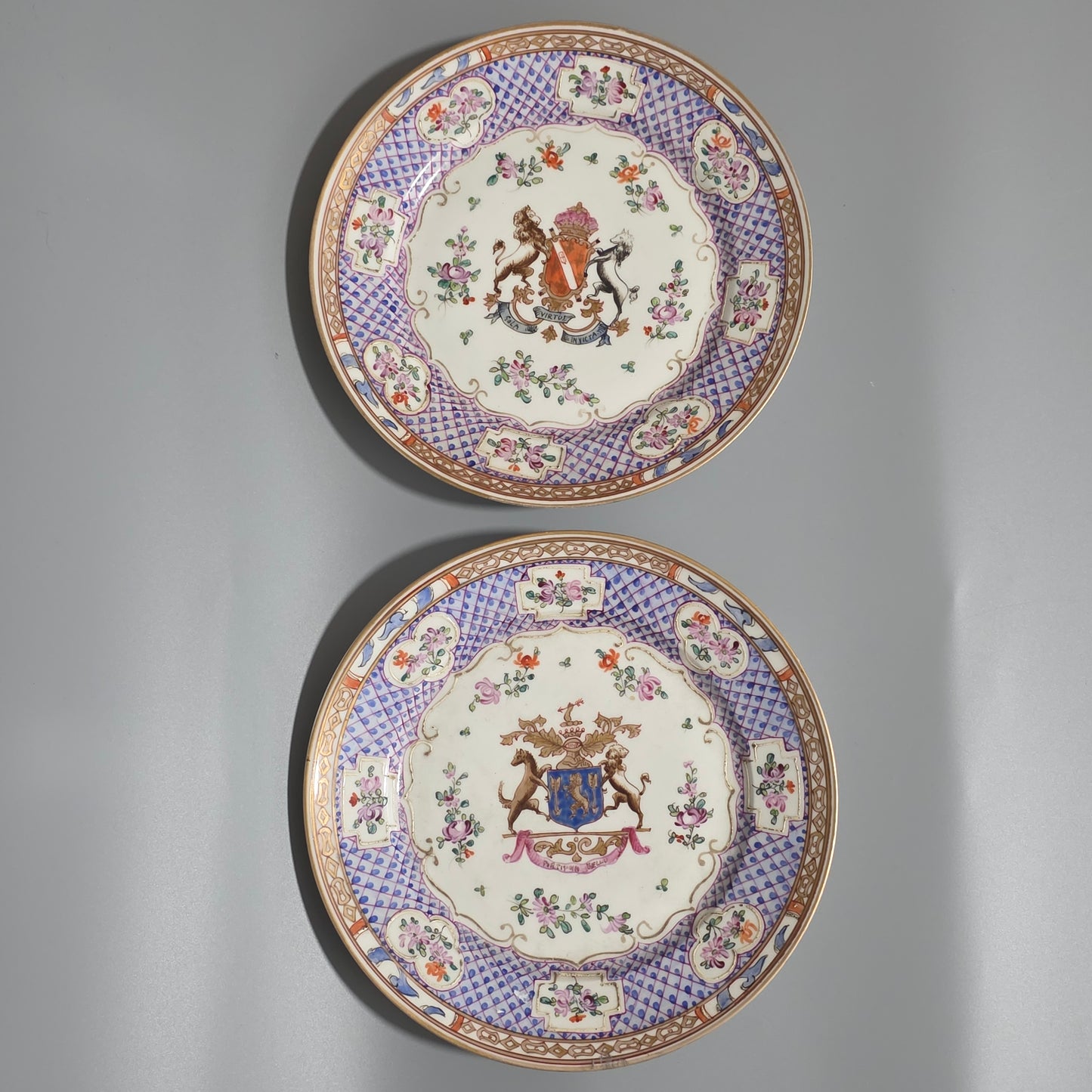 Attractive Pair Of 19thc Samson Armourial Plates