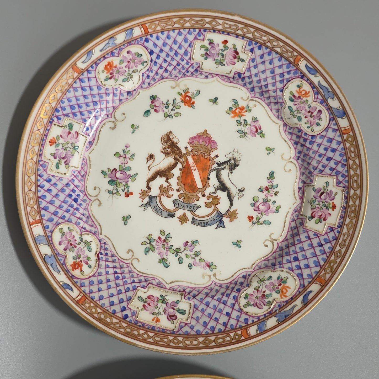 Attractive Pair Of 19thc Samson Armourial Plates