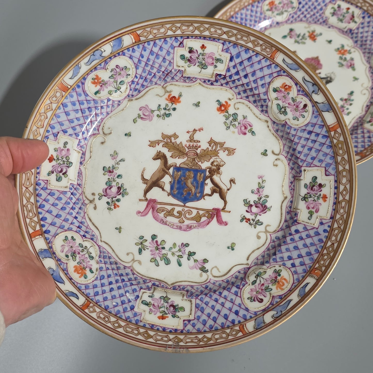 Attractive Pair Of 19thc Samson Armourial Plates