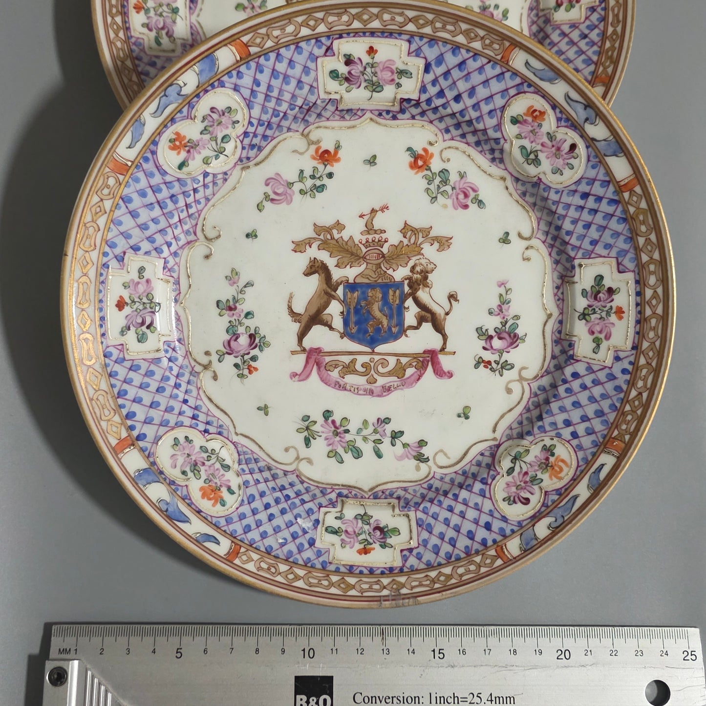 Attractive Pair Of 19thc Samson Armourial Plates