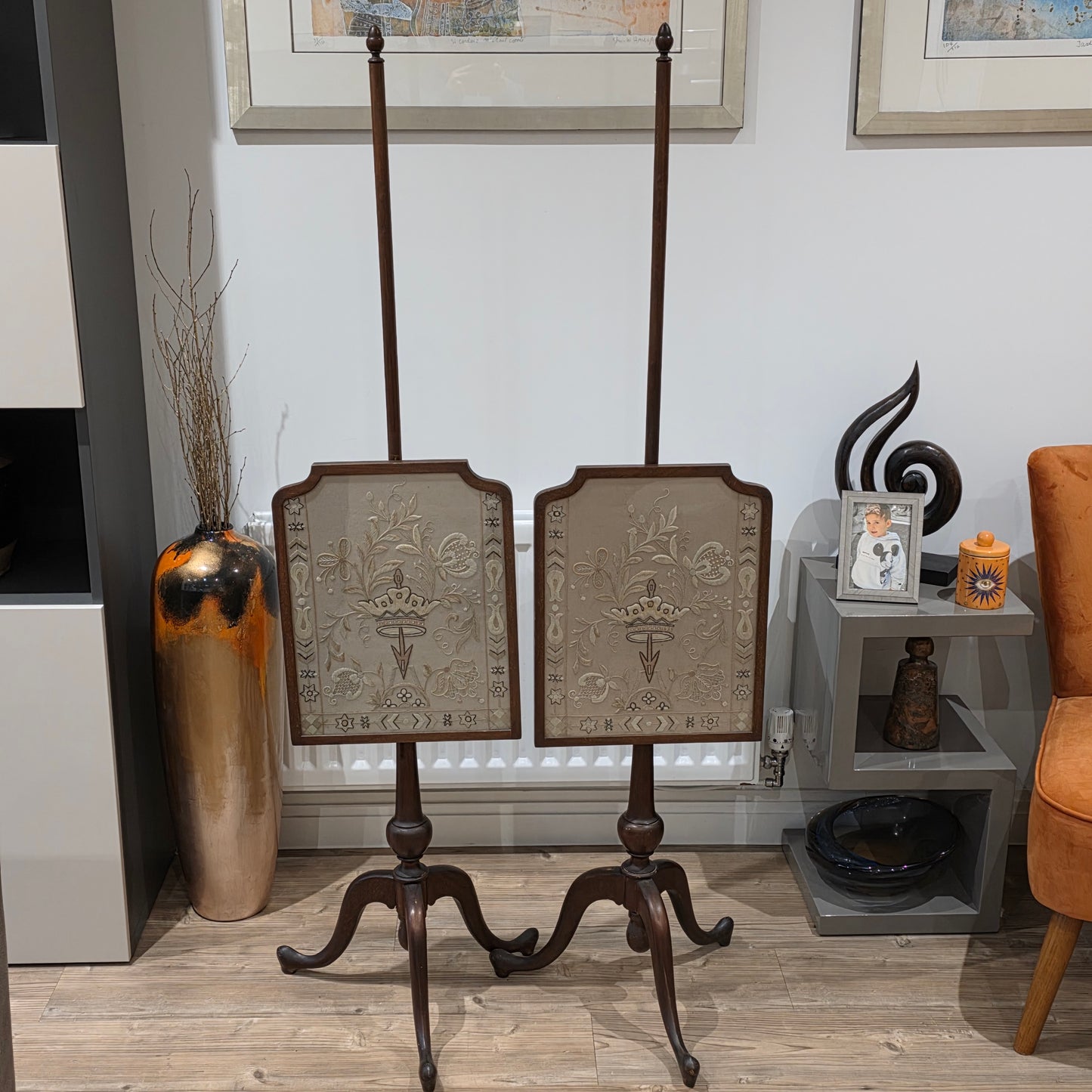 Fine Pair of Early Victorian Rosewood Pole Screens with Embroidered Silk Panels