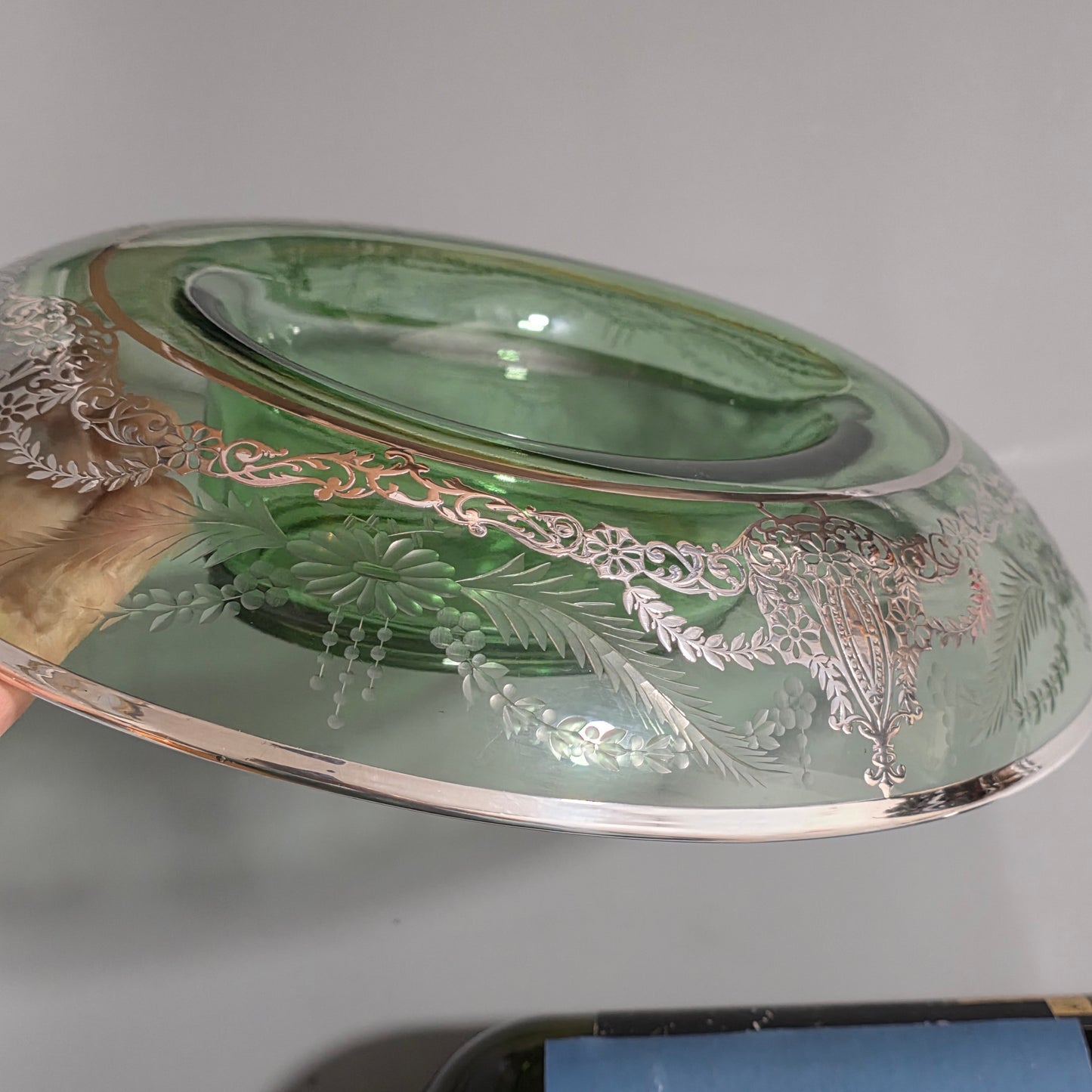 Large Early 20th Century Sterling Silver Overlaid Green Glass Centre Dish – American, Circa 1925