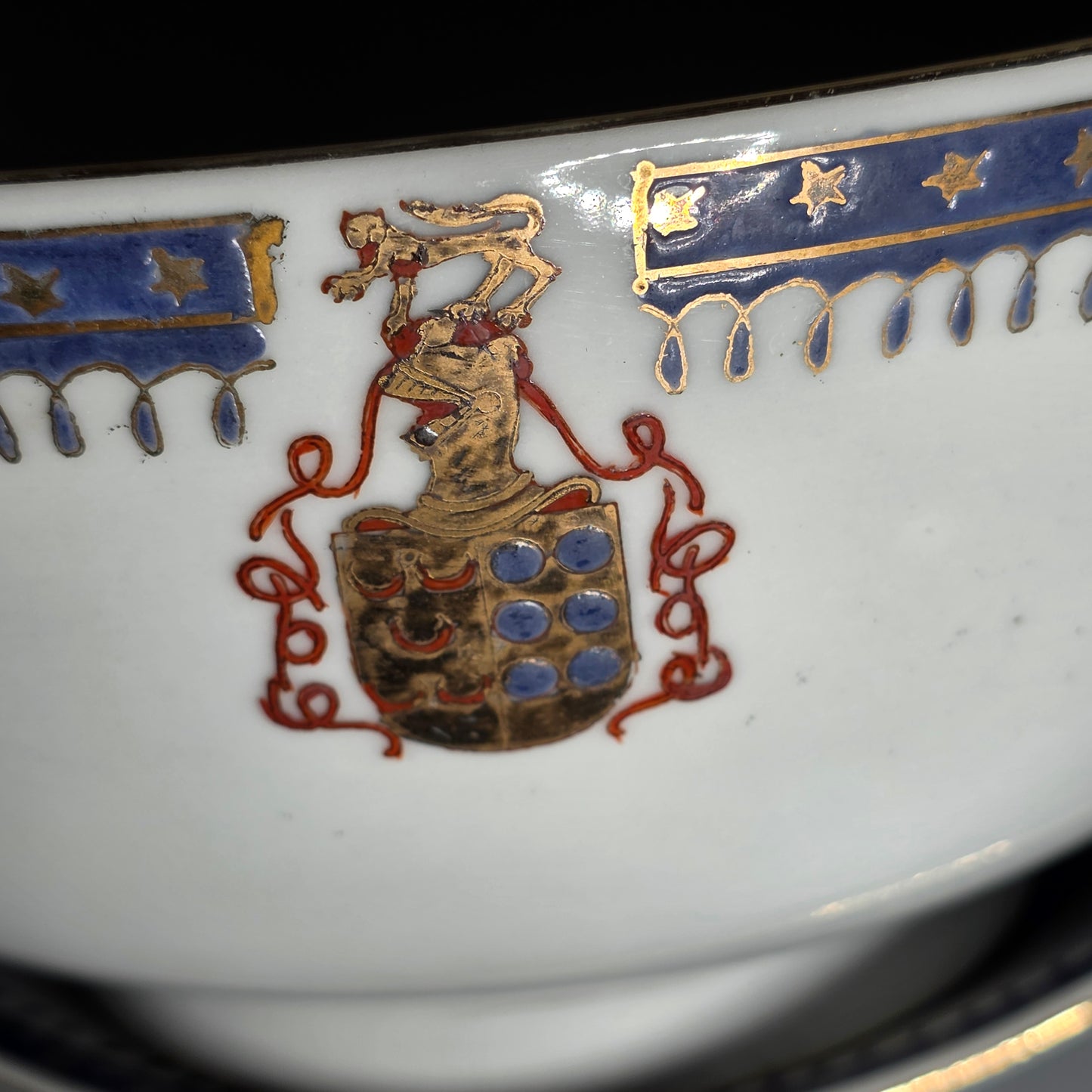 Pair Of Antique 18th Century Chinese Armorial Punch Bowls – Hand-painted Floral Decoration, 25.5 Cm Diameter