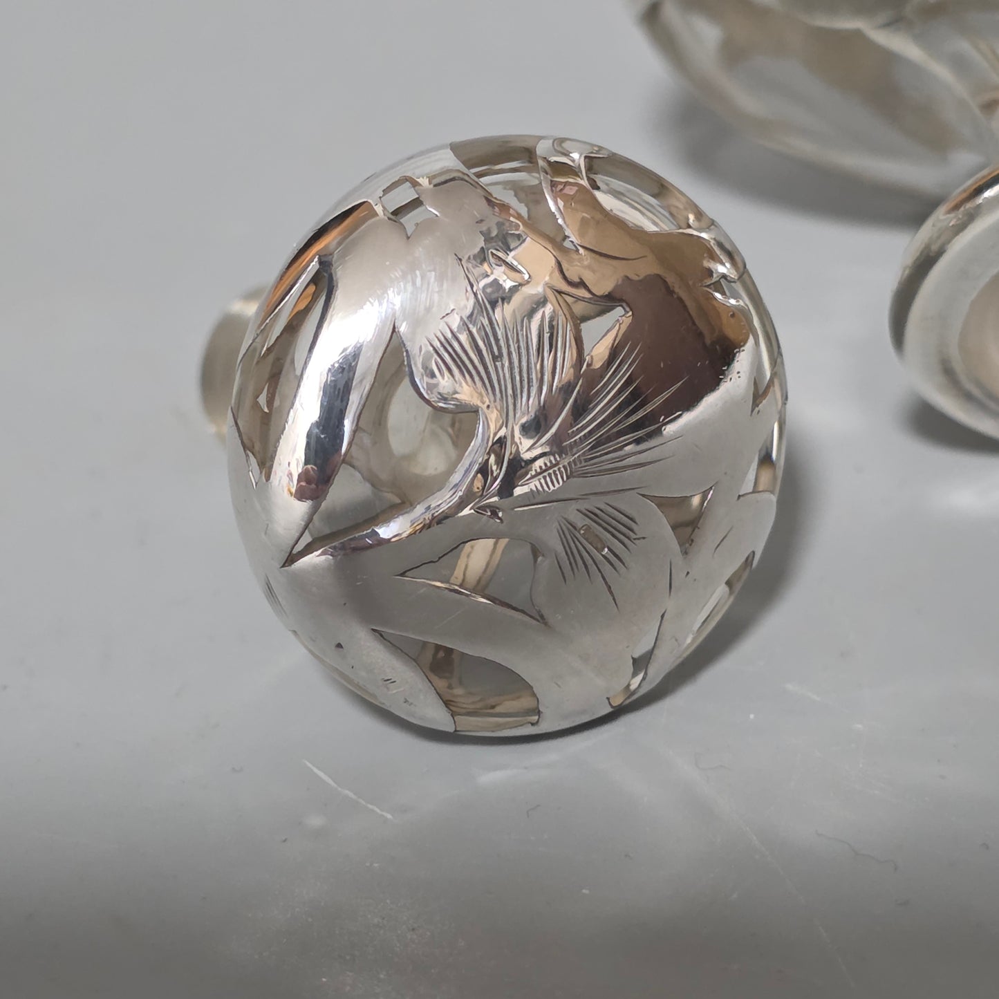 Art Nouveau Art Glass Scent Bottle, Alvin Sterling Silver Overlay C1910