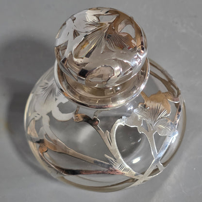 Art Nouveau Art Glass Scent Bottle, Alvin Sterling Silver Overlay C1910