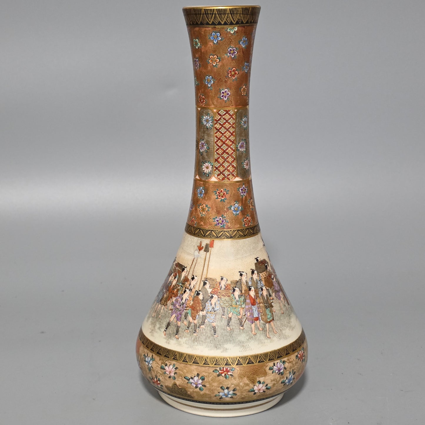 Fine Antique Japanese Satsuma Ovoid Vase – Signed Dozan – Meiji Era (late 19th Century)