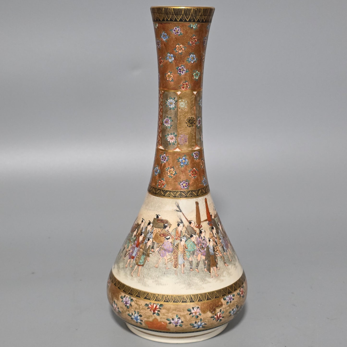Fine Antique Japanese Satsuma Ovoid Vase – Signed Dozan – Meiji Era (late 19th Century)