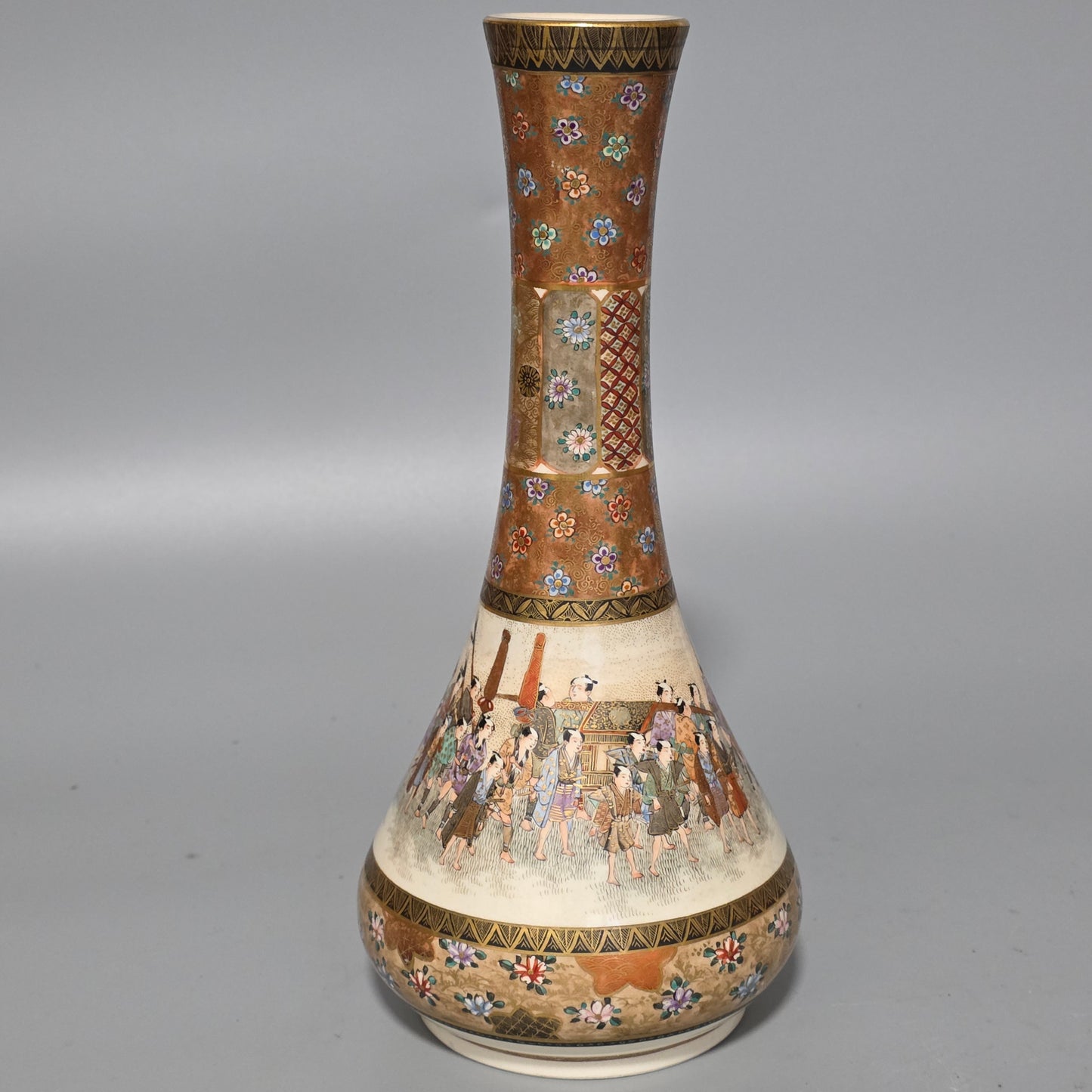 Fine Antique Japanese Satsuma Ovoid Vase – Signed Dozan – Meiji Era (late 19th Century)
