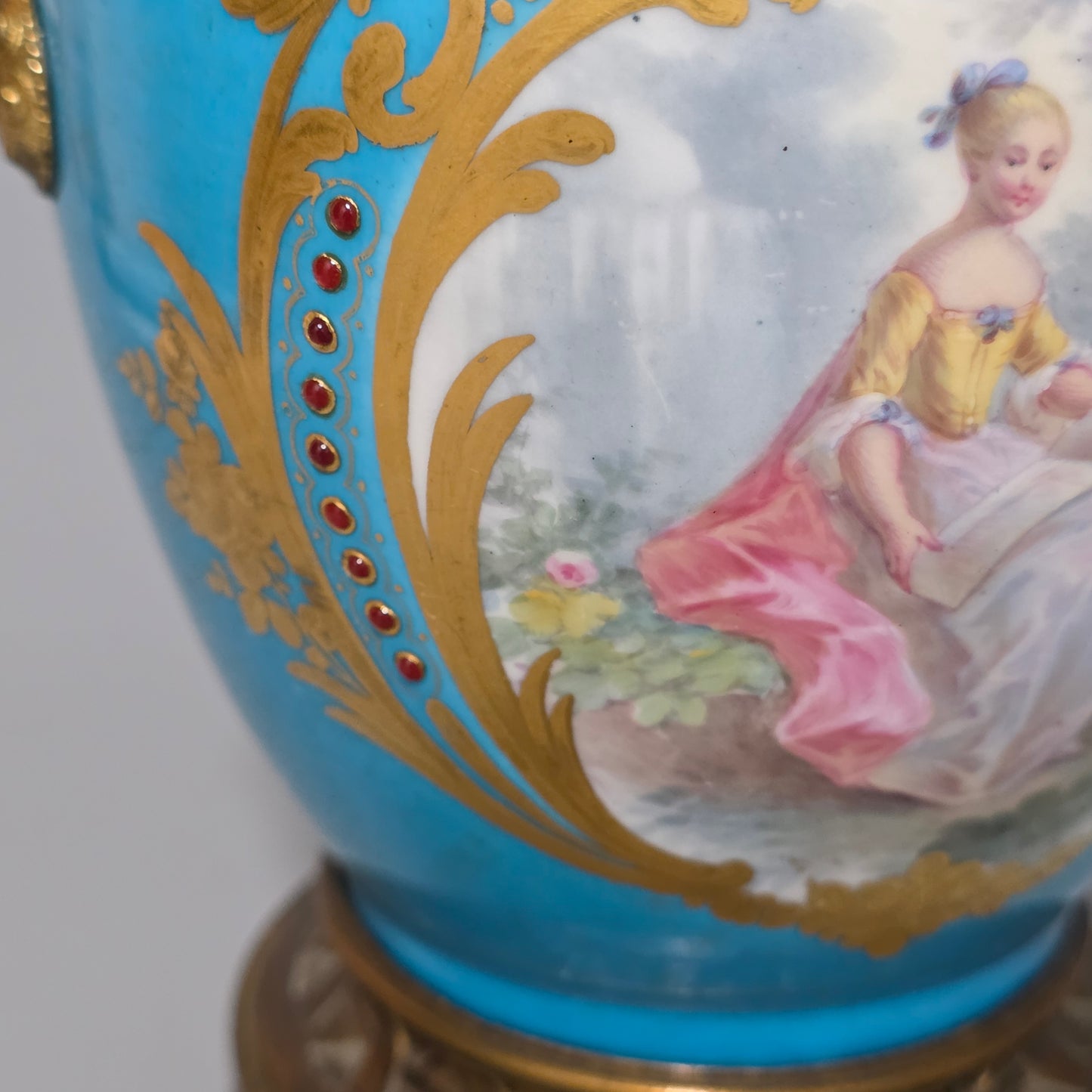 Exquisite 19thc Gilt Bronze Mounted Painted Sevres Vase 21,5cm
