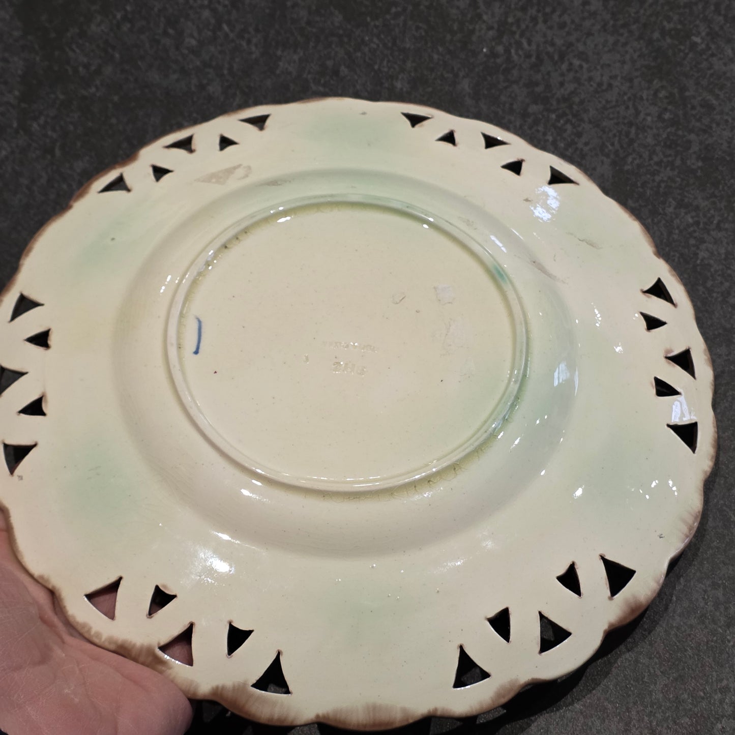 Wedgwood Majolica Heron Plate - Joseph Théodore Deck – England, 1871