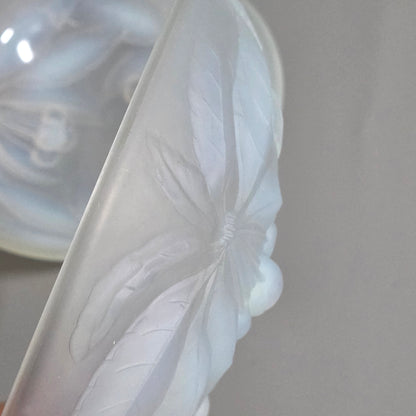Pair of Signed 1930s French Opalescent Glass Bowls – G Vallon – Vintage Cherries Design