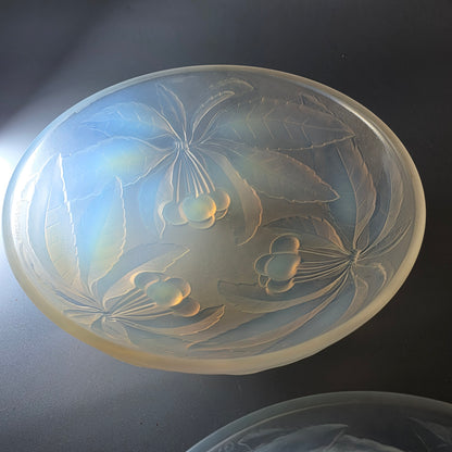 Pair of Signed 1930s French Opalescent Glass Bowls – G Vallon – Vintage Cherries Design