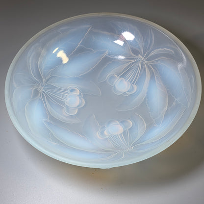 Pair of Signed 1930s French Opalescent Glass Bowls – G Vallon – Vintage Cherries Design