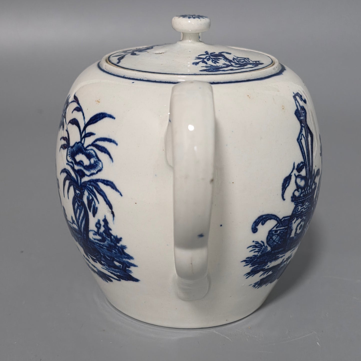 Worcester 18thc Blue And White Teapot La Terre Pattern