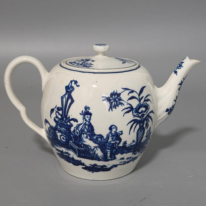 Worcester 18thc Blue And White Teapot La Terre Pattern